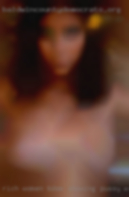 Rich women BDSM showing pussy websites too in Louisiana.